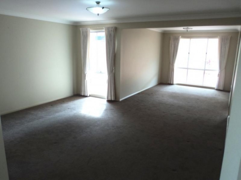 21 Nettletree Place, Casula NSW 2170