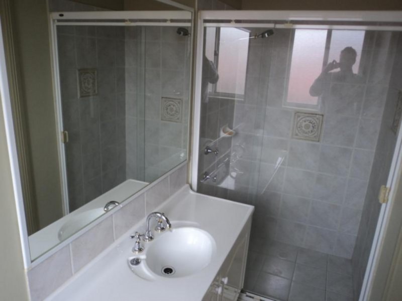 21 Nettletree Place, Casula NSW 2170
