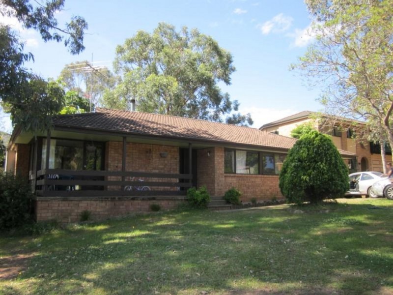 264 The Parkway, Bradbury NSW 2560