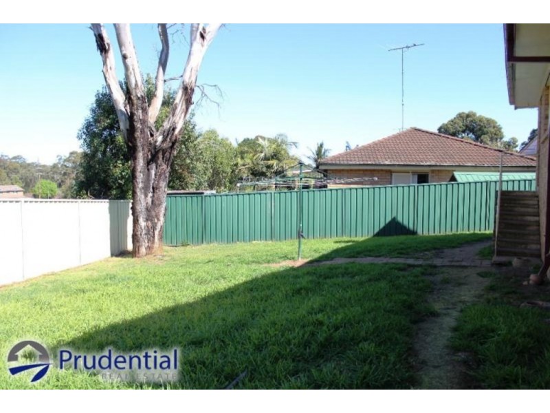 28 Macleay Street, Bradbury NSW 2560