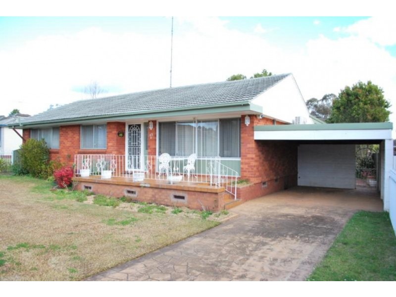 45 Angle Road, Leumeah NSW 2560