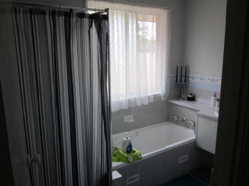 21 Saltpetre Close Eagle Vale, Eagle Vale NSW 2558