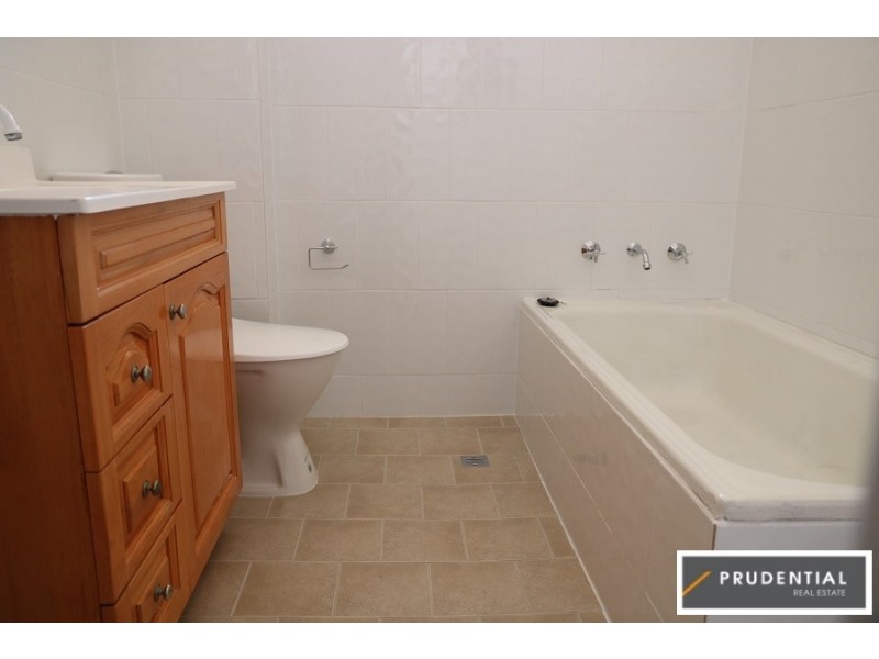 10/8-10 Condamine St, Campbelltown NSW 2560