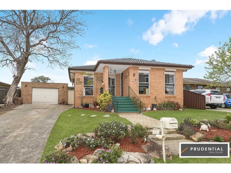 18 Fairlight Place, Woodbine NSW 2560