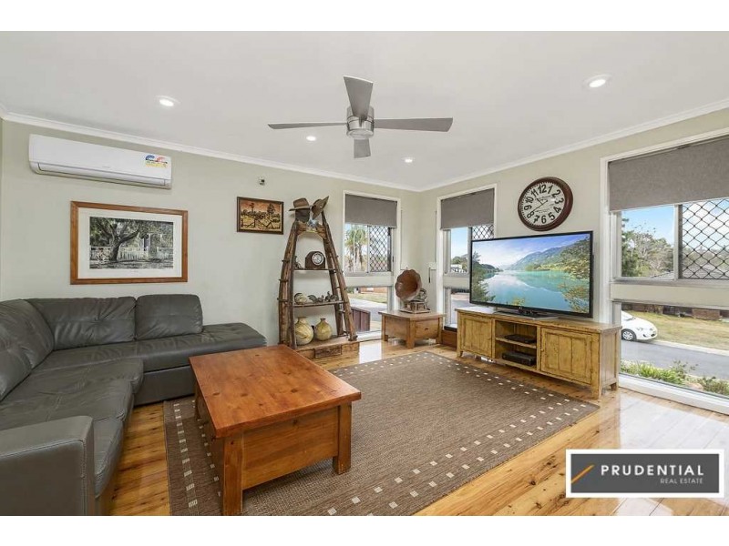 18 Fairlight Place, Woodbine NSW 2560