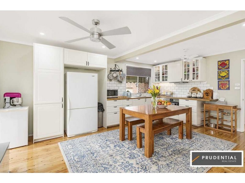 18 Fairlight Place, Woodbine NSW 2560