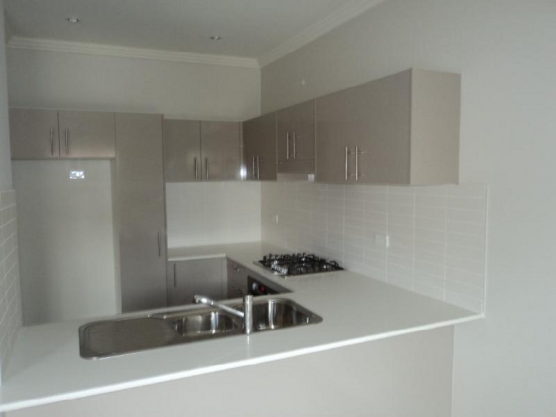 2/3-9 Warby Street, Campbelltown NSW 2560