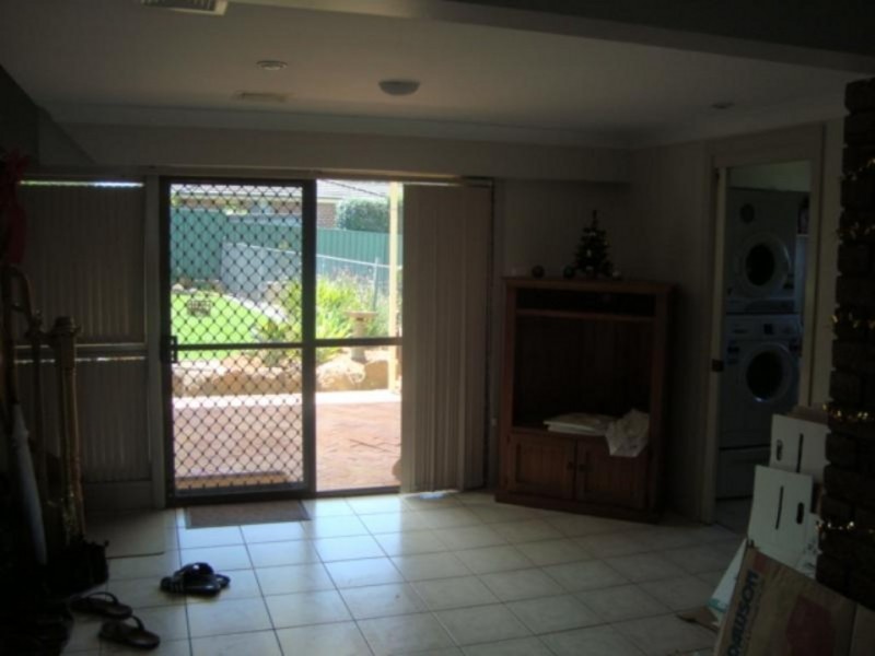 7 Pross Court, Ambarvale NSW 2560