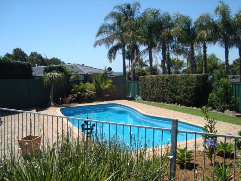 7 Pross Court, Ambarvale NSW 2560