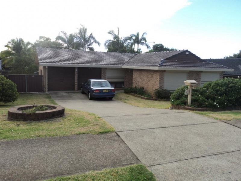 42 Stranraer Drive, St Andrews NSW 2566