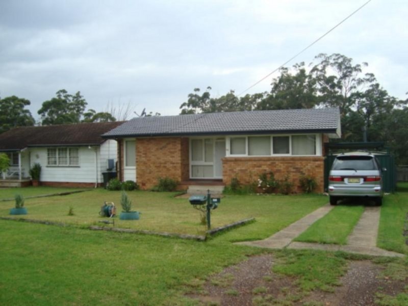 90 Carrington Circuit, Leumeah NSW 2560