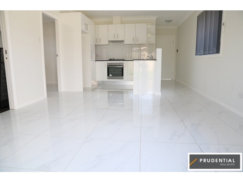 10a Fortinbras Close, Rosemeadow NSW 2560
