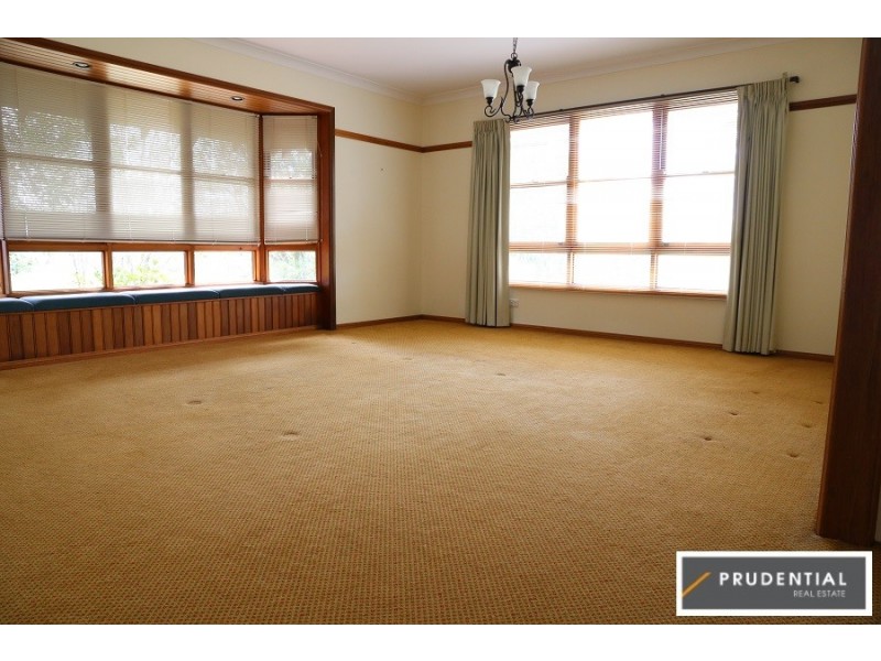 65 Binalong Road, Belimbla Park NSW 2570