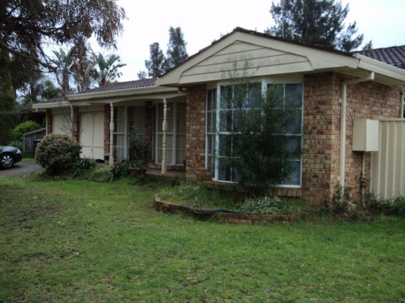 2 Edmund Place, Rosemeadow NSW 2560