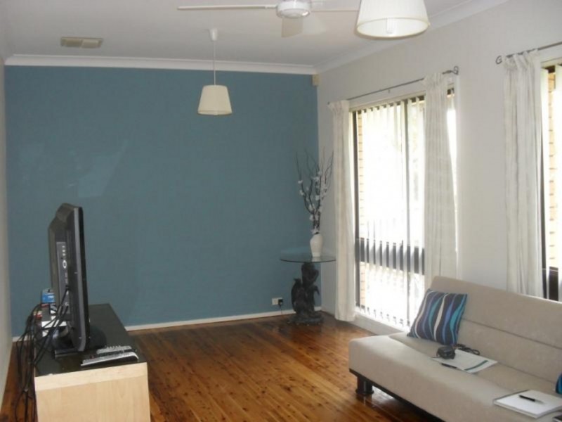 2 Ocean Place, Woodbine NSW 2560