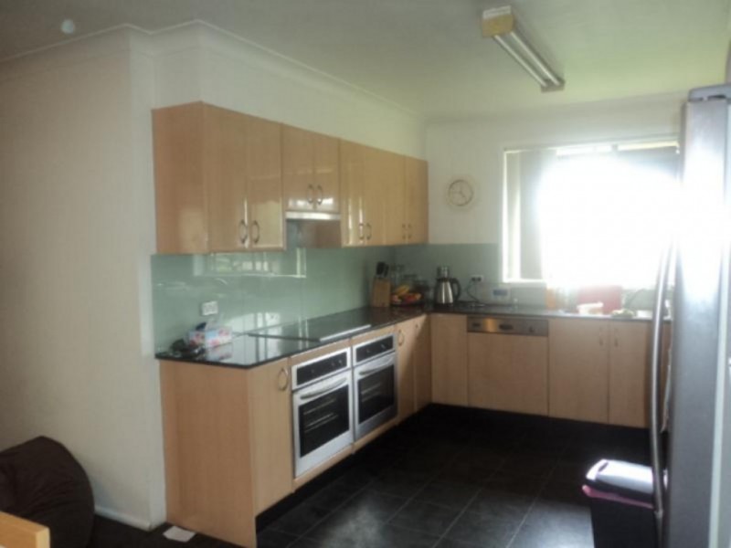 3 Fitzroy Crescent, Leumeah NSW 2560