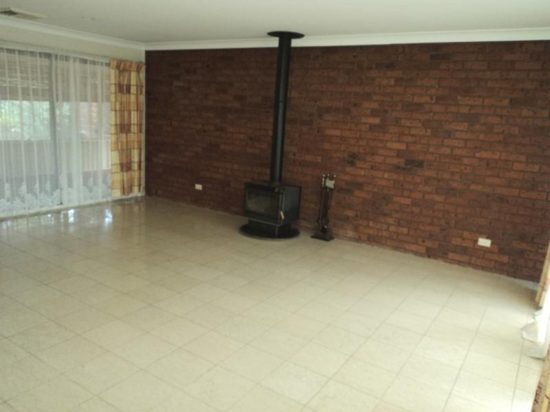 21 Stornoway Ave, St Andrews NSW 2566
