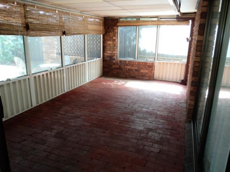 21 Stornoway Ave, St Andrews NSW 2566