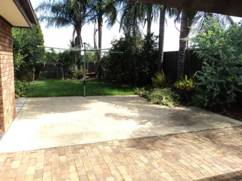 21 Stornoway Ave, St Andrews NSW 2566