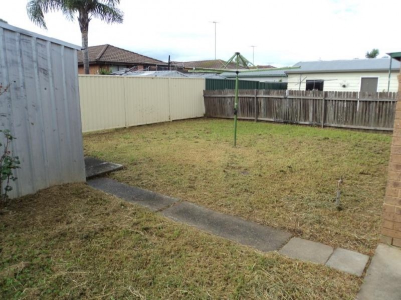 247 Copperfield Drive, Rosemeadow NSW 2560