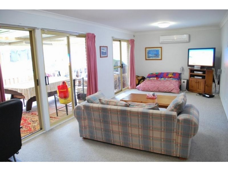 48 Holdsworth Drive, Narellan Vale NSW 2567