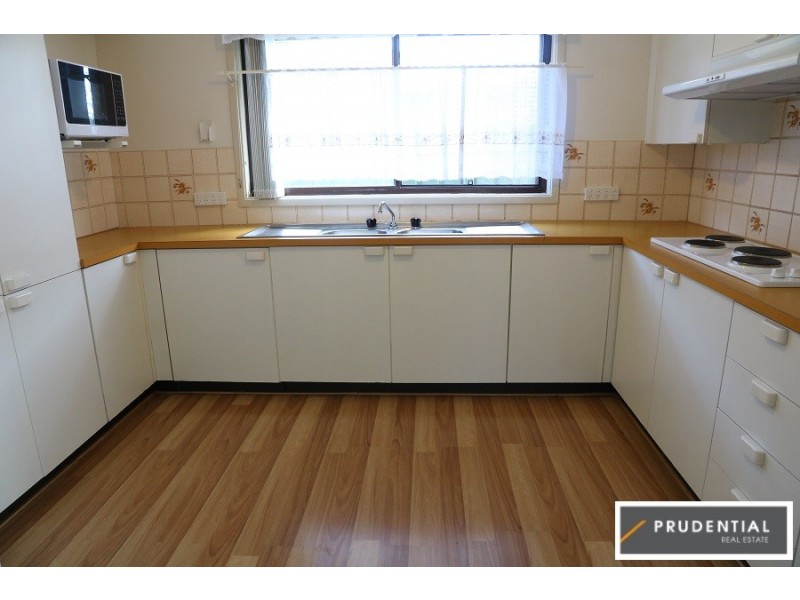 37 Aberfeldy Crescent, St Andrews NSW 2566