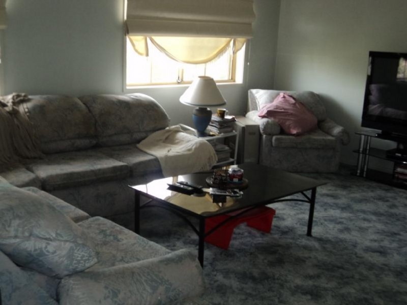 55 Clennam Avenue, Ambarvale NSW 2560