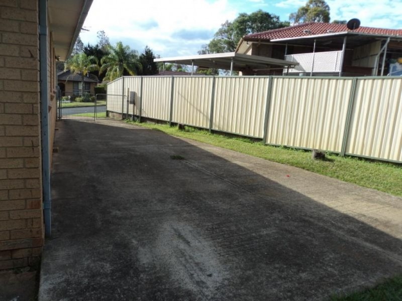 8 Elouera Crescent, Woodbine NSW 2560