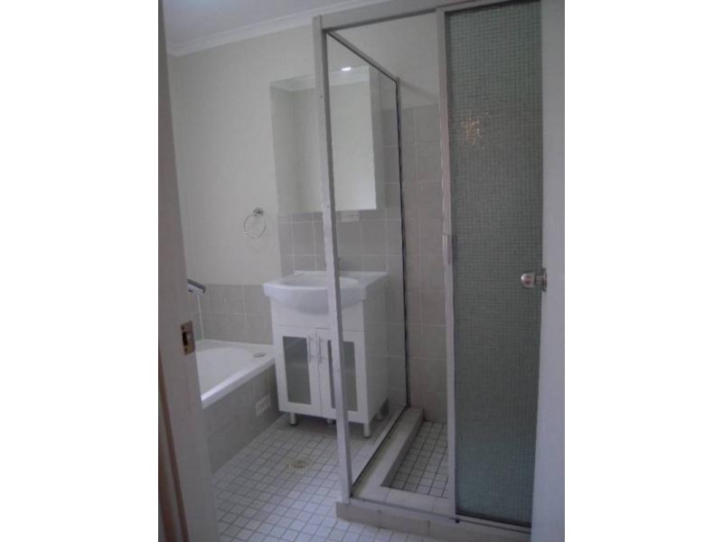 9 Yallarah Street, St Helens Park NSW 2560