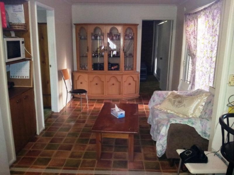 24 Elouera Cres, Woodbine NSW 2560