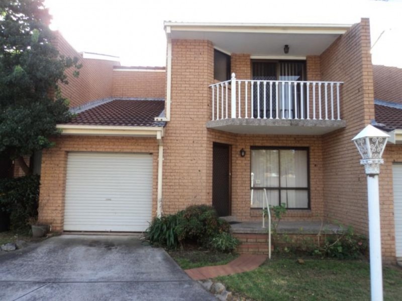 9/3 Illawong Road, Leumeah NSW 2560