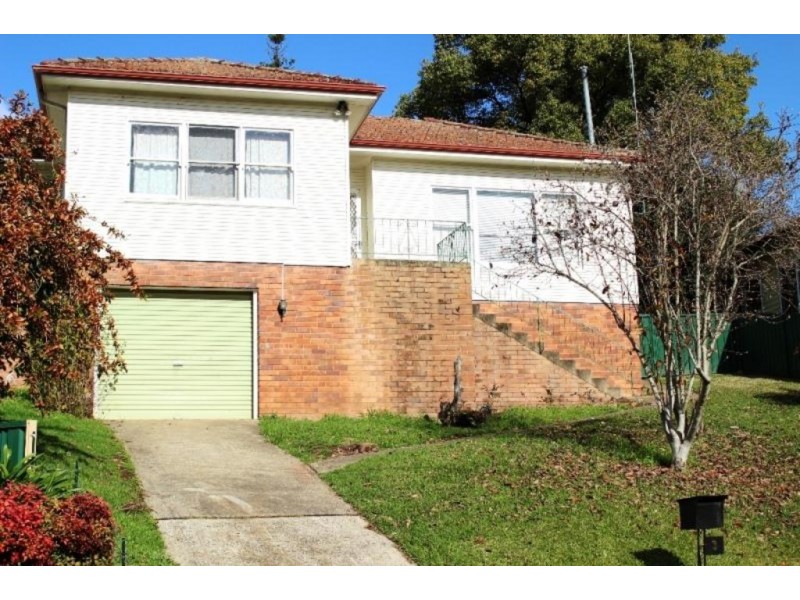 3 Sheather Place, Campbelltown NSW 2560