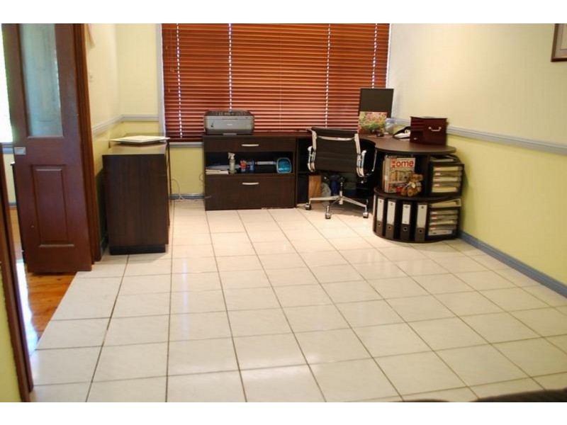 7 Tigg Place, Ambarvale NSW 2560