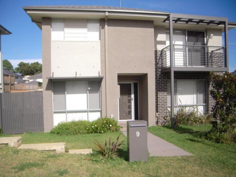 9 Mindona Street, Leumeah NSW 2560