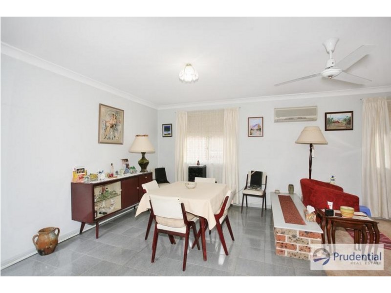 53a Frontignan Street, Eschol Park NSW 2558