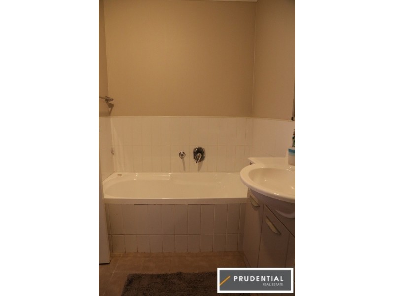 23/7-9 King Street, Campbelltown NSW 2560