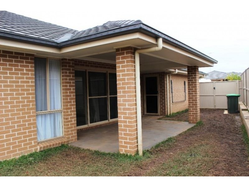 57 Belmont Avenue, Spring Farm NSW 2570