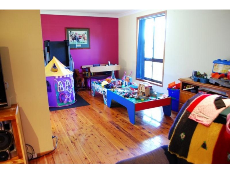 37 Burns Road, Campbelltown NSW 2560