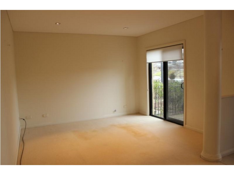 36 Parkside Crescent, Campbelltown NSW 2560