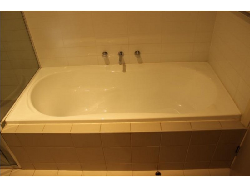 36 Parkside Crescent, Campbelltown NSW 2560