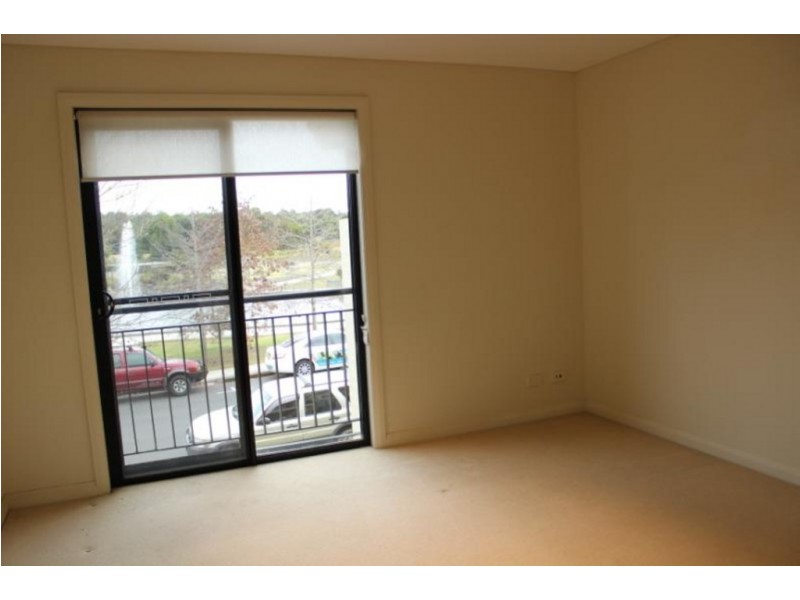 36 Parkside Crescent, Campbelltown NSW 2560