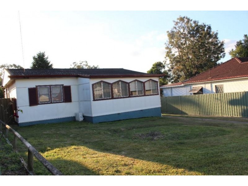 12 Richard Avenue, Campbelltown NSW 2560