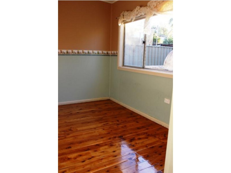 12 Richard Avenue, Campbelltown NSW 2560