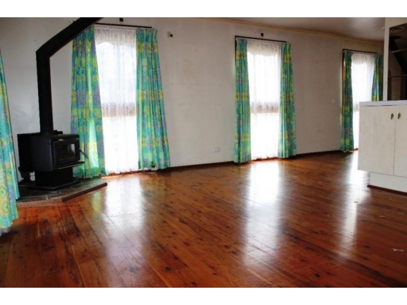 9 Midlothian Street, St Andrews NSW 2566