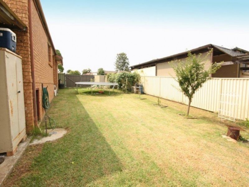7 Desdemona Street, Rosemeadow NSW 2560