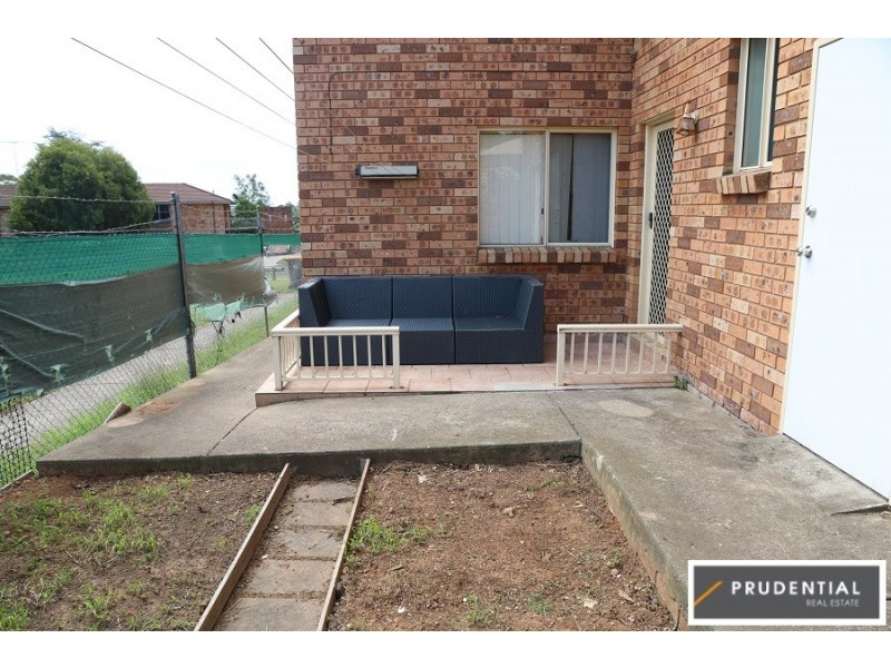 1/30 Middleton Rd, Leumeah NSW 2560