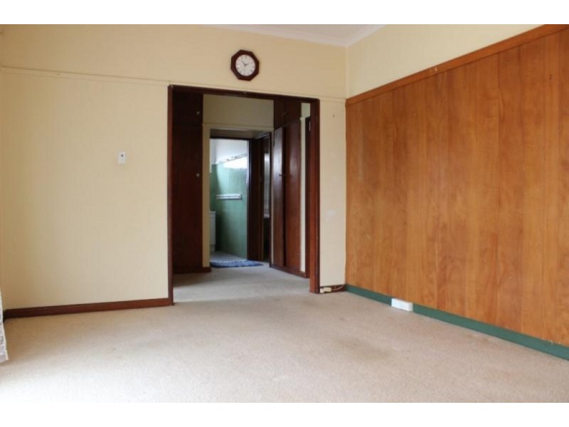 3 Ronald Street, Campbelltown NSW 2560