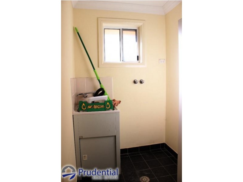 25/17-25 Poplar Cres, Bradbury NSW 2560