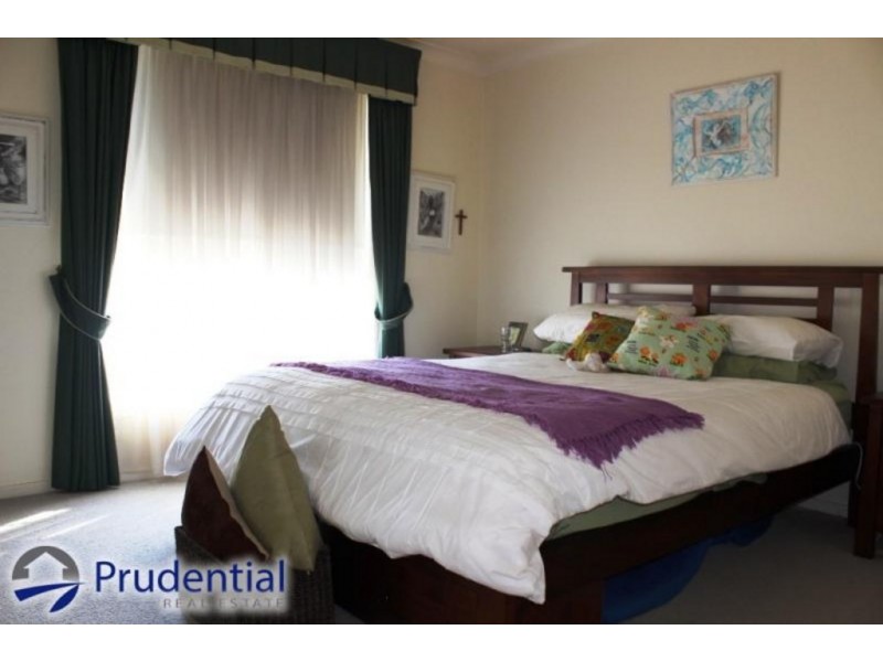 2 McDonnell Street, Raby NSW 2566