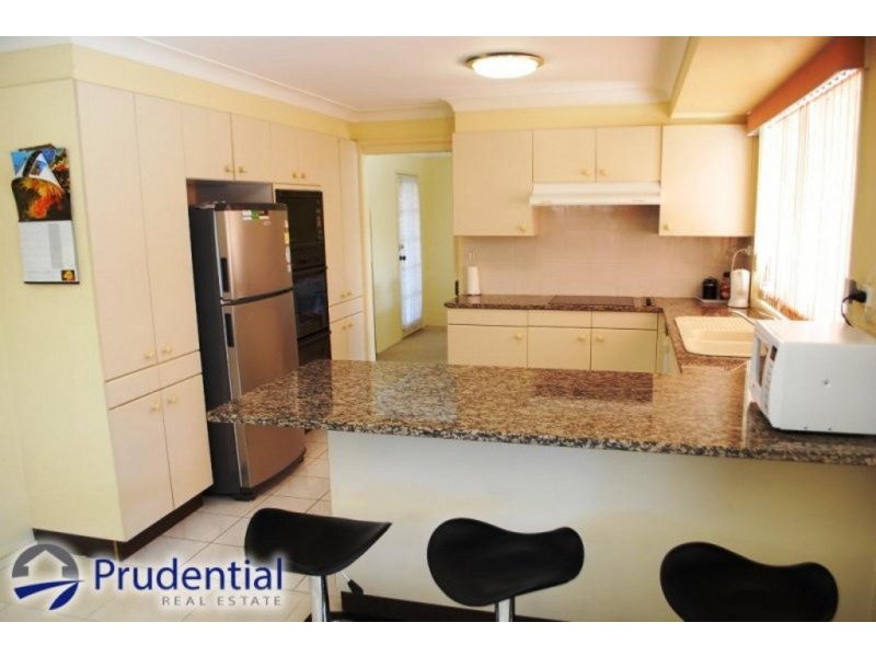 1 Danburite Place, Eagle Vale NSW 2558
